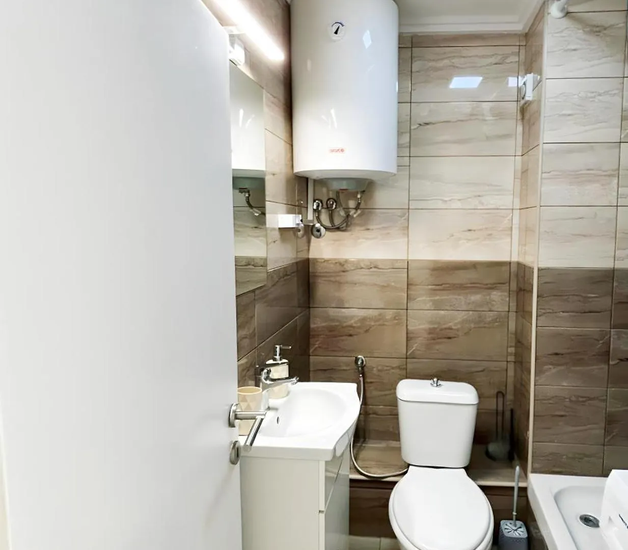 Nouri Schoene Wohnung In Direkter Strandnaehe, Schnelles Internet, Freies Parken, Nahe Flughafen Peraia  Apartment Peraia (Thessaloniki)
